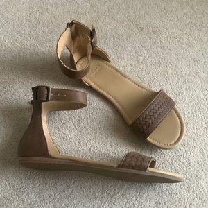 Roots Cranston ankle strap sandal